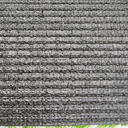 學(xué)校的塑膠草坪是這么制造出來(lái)的